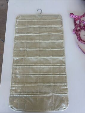 Hanging Clear Pocket Organizer in Beige